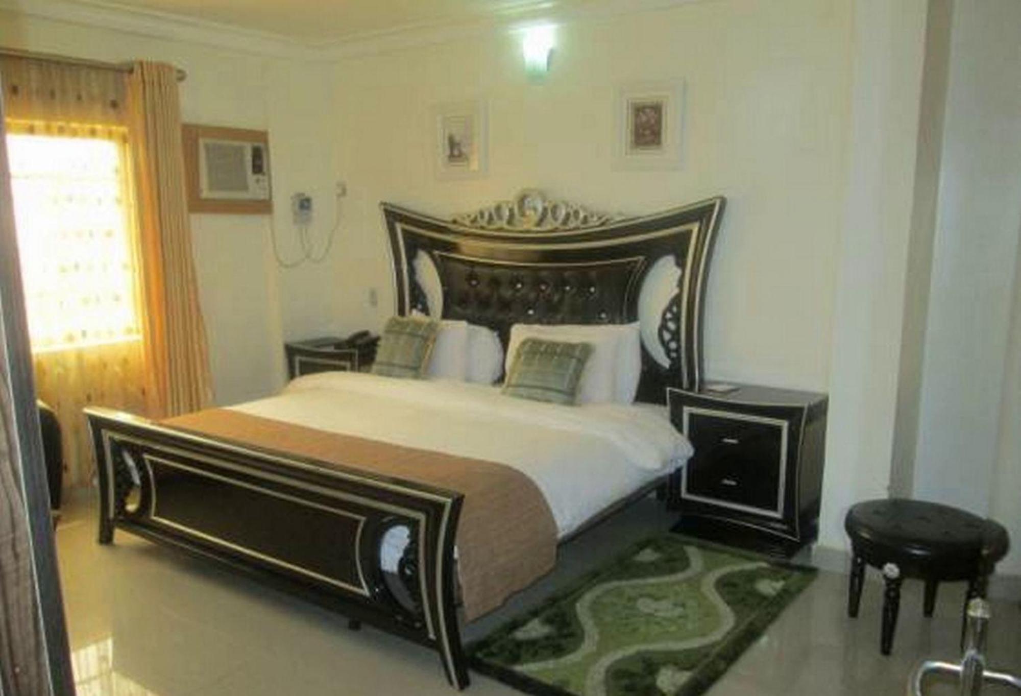 Room In Lodge - Ayalla Hotels And Suites أبوجا المظهر الخارجي الصورة