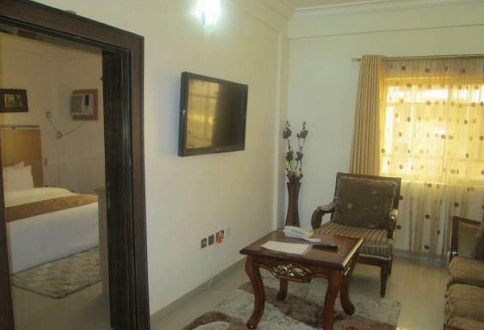 Room In Lodge - Ayalla Hotels And Suites أبوجا المظهر الخارجي الصورة