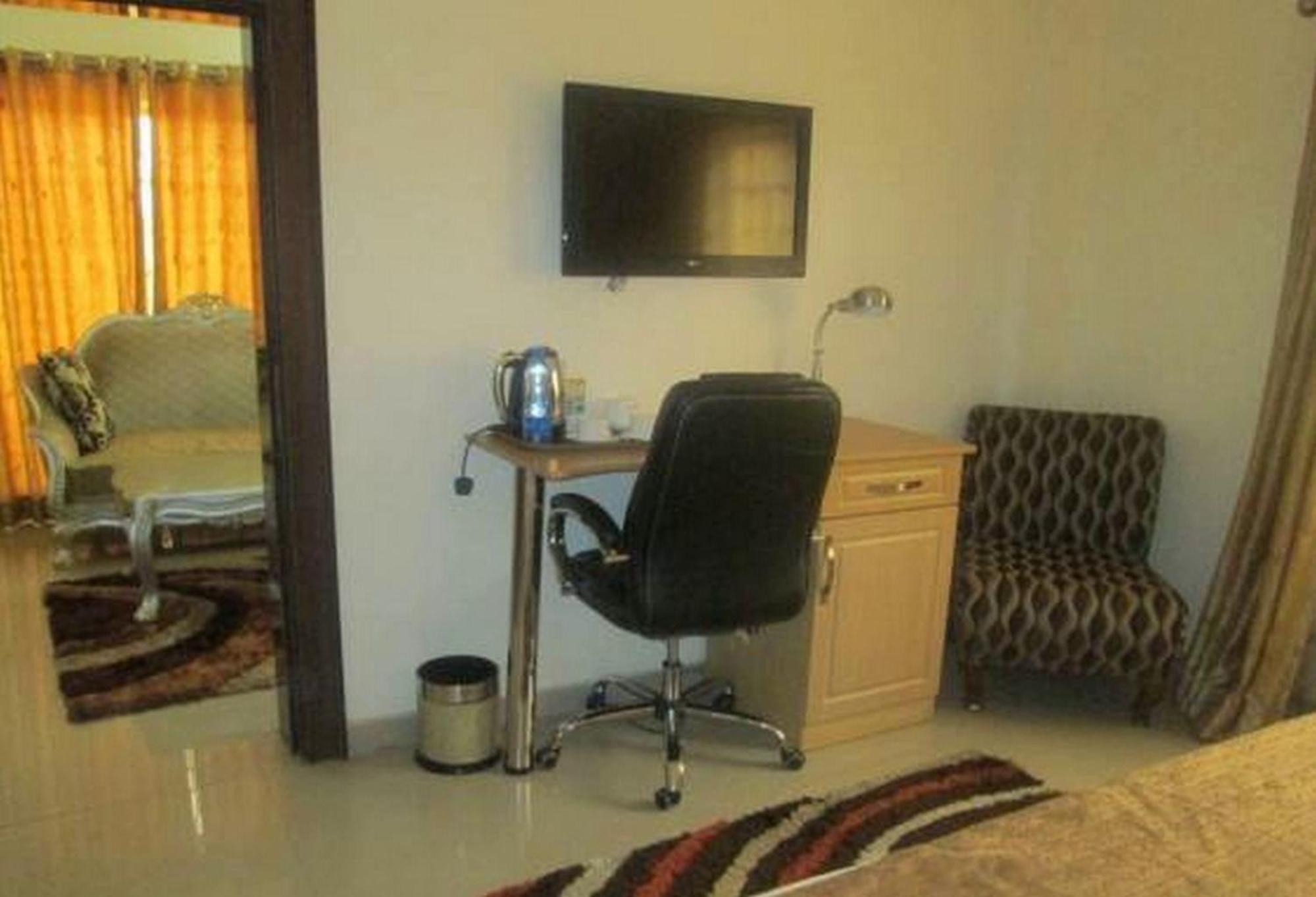 Room In Lodge - Ayalla Hotels And Suites أبوجا المظهر الخارجي الصورة