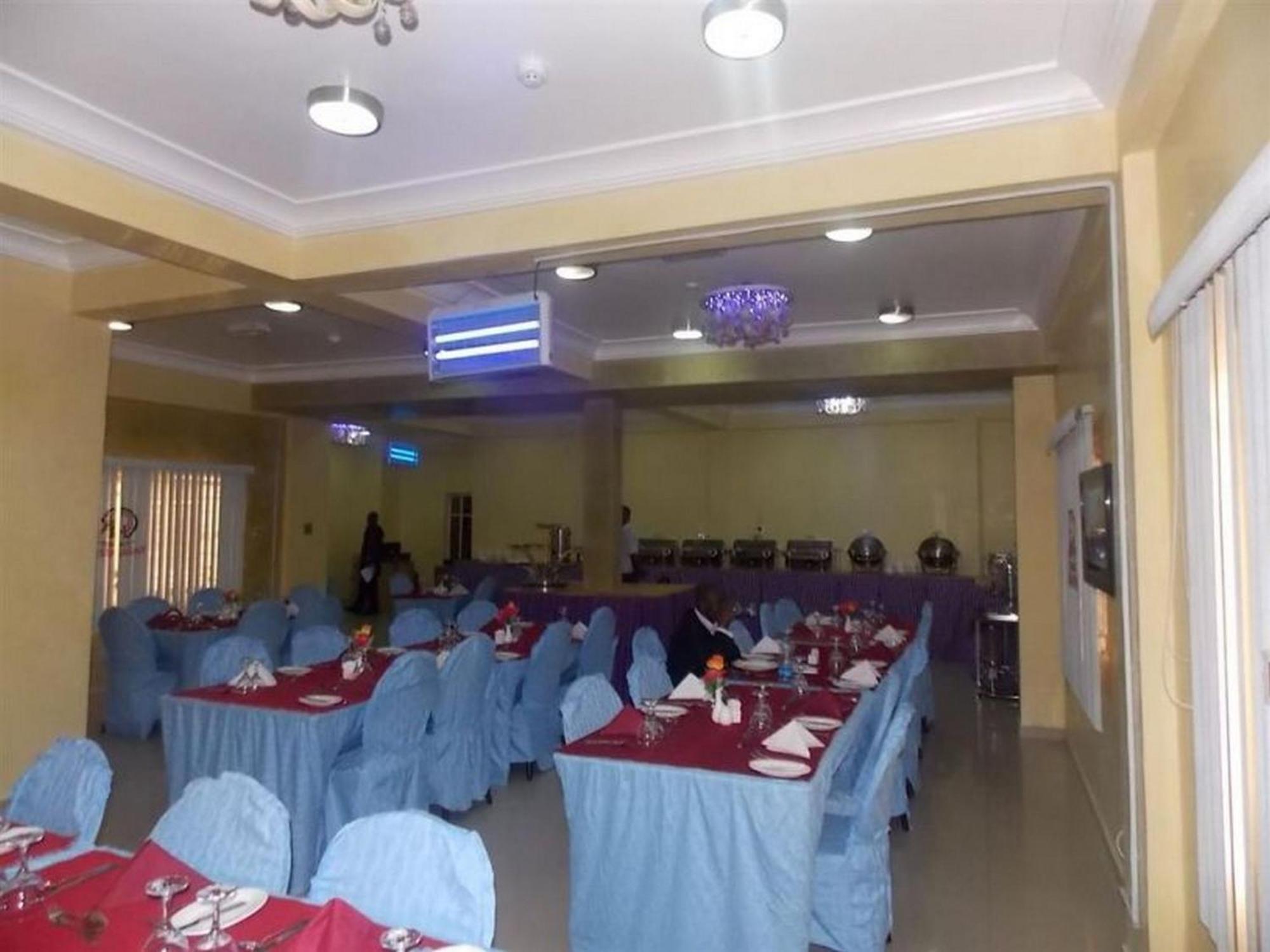 Room In Lodge - Ayalla Hotels And Suites أبوجا المظهر الخارجي الصورة